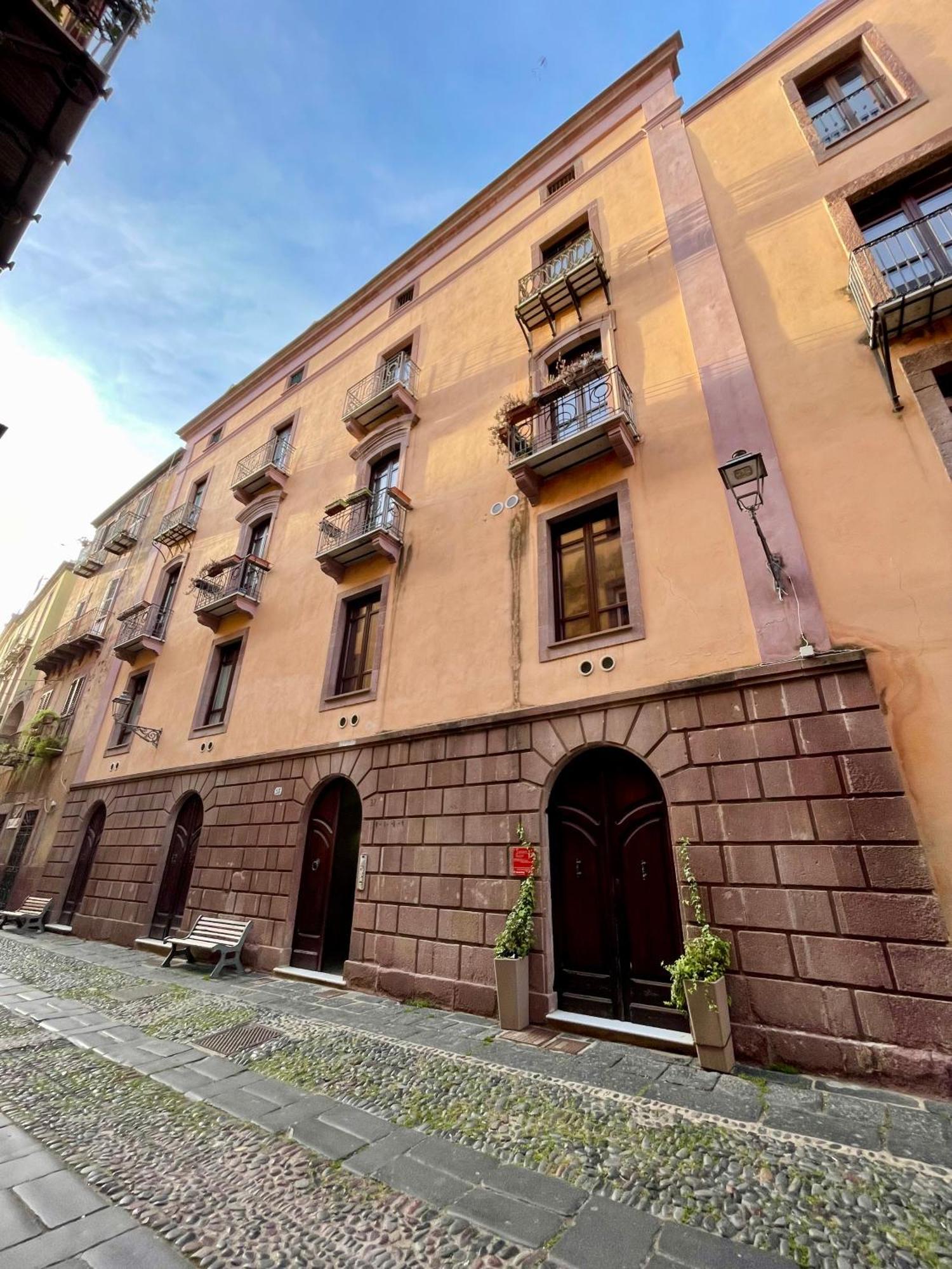 Sardinian Gallery Corso 보사 외부 사진